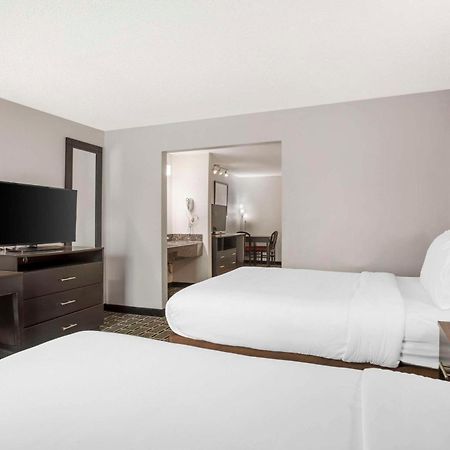 Comfort Suites Nashville Airport - Bna Екстериор снимка