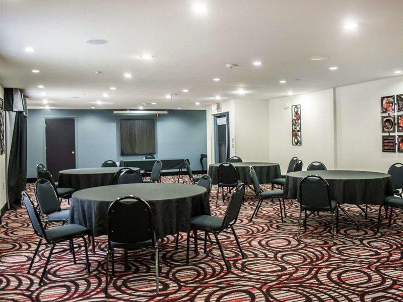 Comfort Suites Nashville Airport - Bna Екстериор снимка