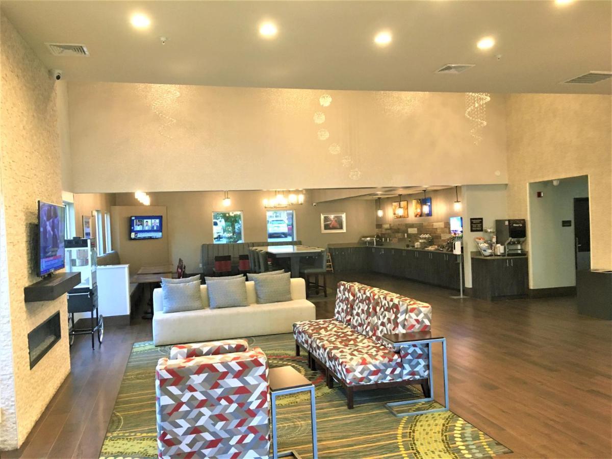 Comfort Suites Nashville Airport - Bna Екстериор снимка