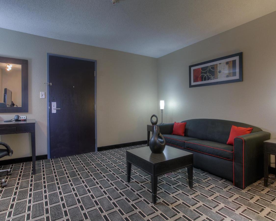 Comfort Suites Nashville Airport - Bna Стая снимка