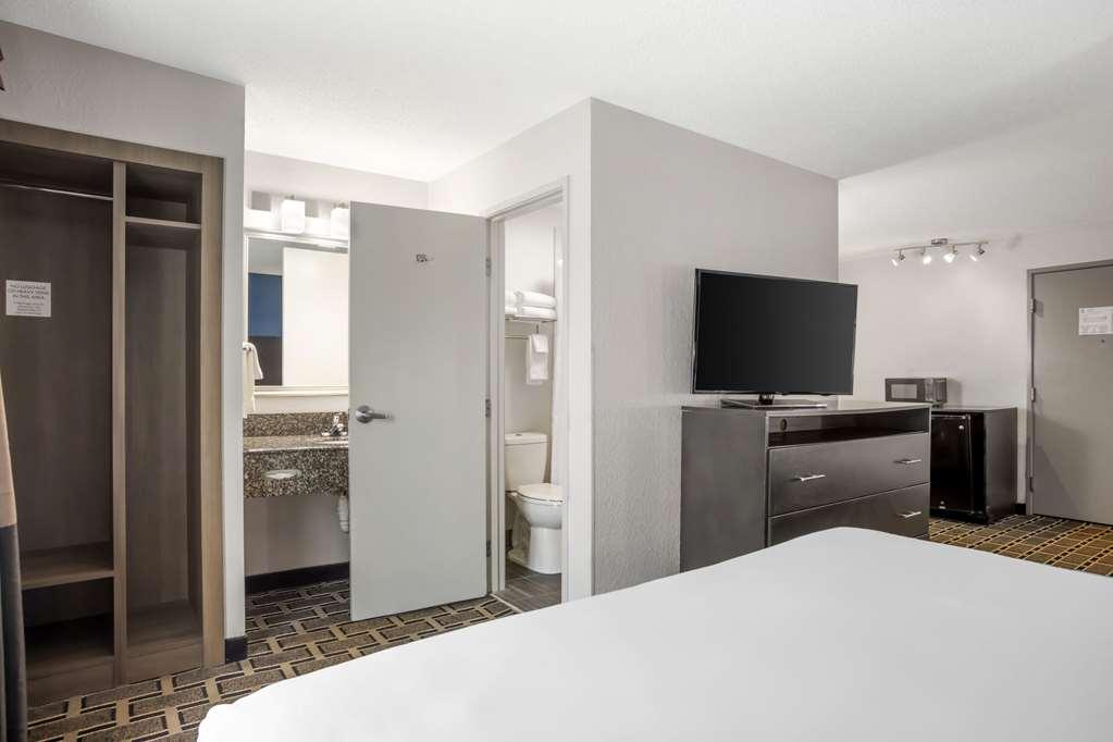 Comfort Suites Nashville Airport - Bna Стая снимка