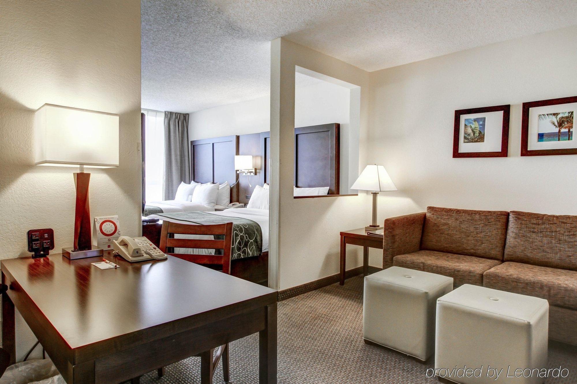 Comfort Suites Nashville Airport - Bna Екстериор снимка